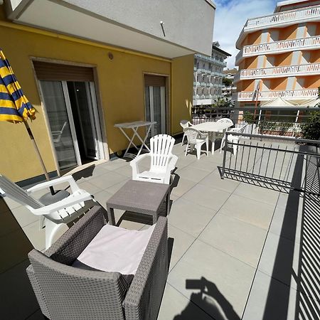 Residence Pace - Agenzia Cocal Caorle Eksteriør bilde